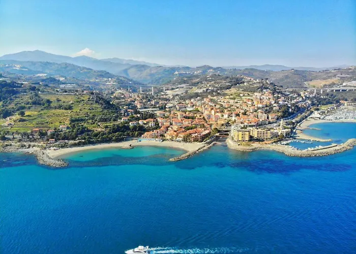 Bianca A Pochi Passi Dal Mare Private Parking Apartamento San Lorenzo al Mare