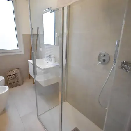 Apartment Bianca A Pochi Passi Dal Mare Private Parking San Lorenzo al Mare